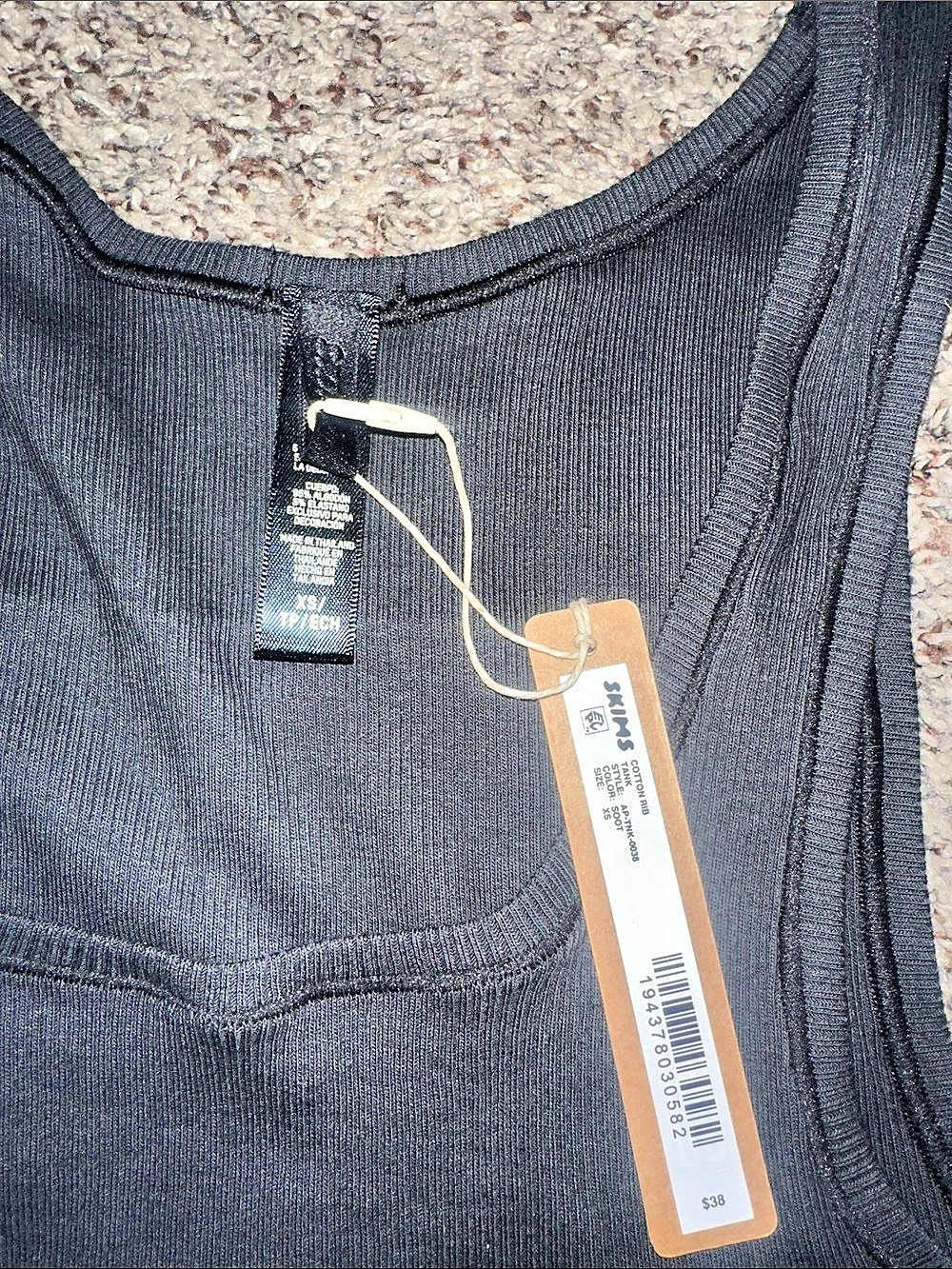Skims Ribbed Tank Top - Picture 3 of 4
